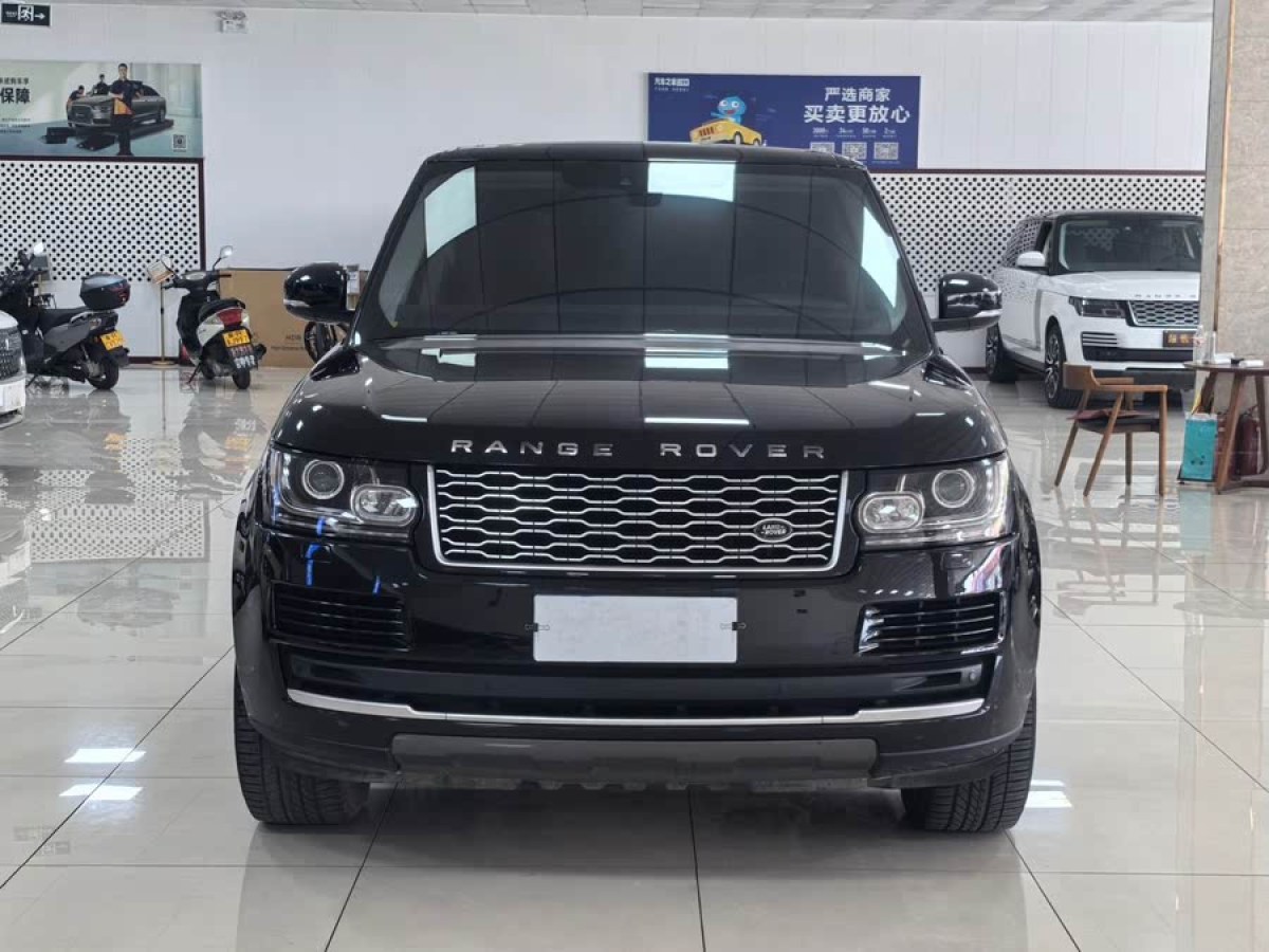 路虎 攬勝  2016款 3.0 V6 SC Vogue 加長(zhǎng)版圖片