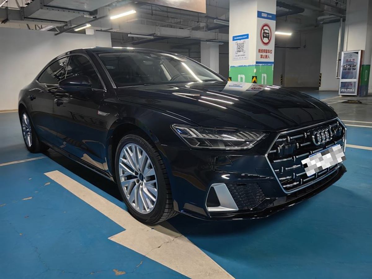 奧迪 奧迪A7L  2024款 45TFSI S-line 筑夢(mèng)型 流晶套裝圖片