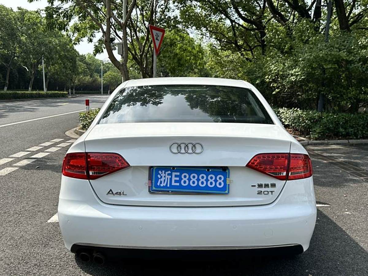 奧迪 奧迪A4L  2011款 2.0 TFSI 舒適型圖片