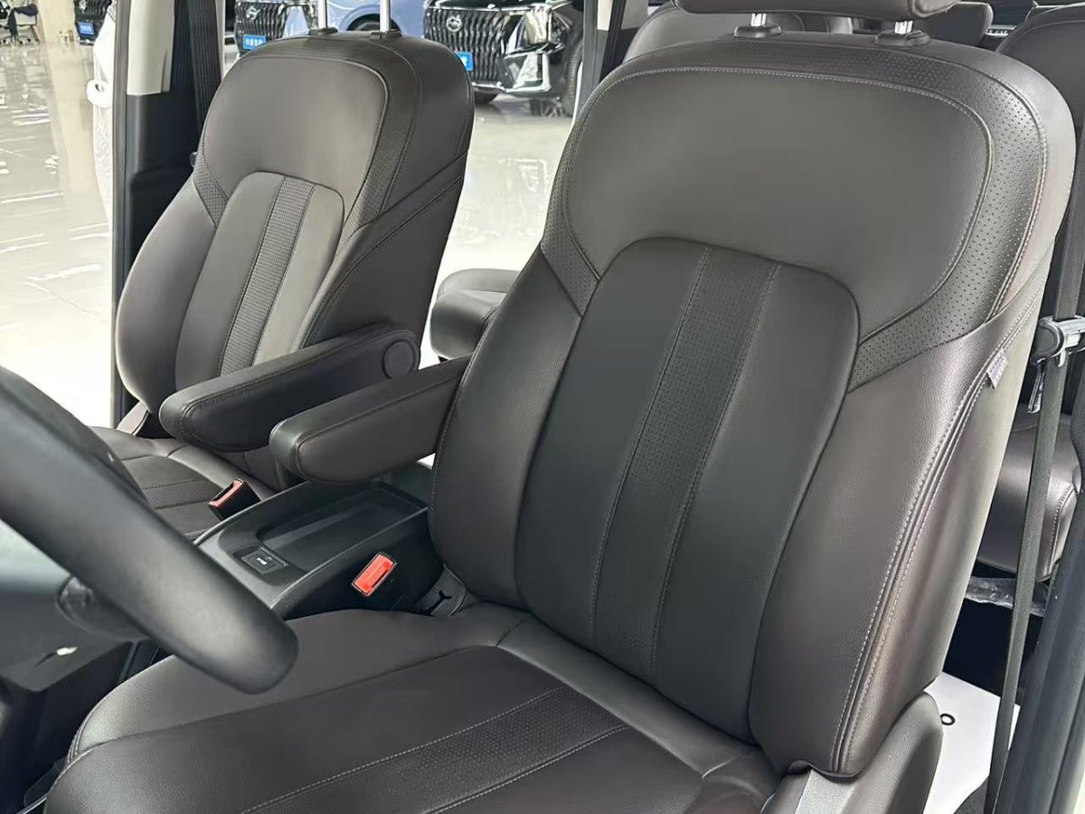 2019年9月廣汽傳祺 M6  2019款 270T 自動尊享版（七座）國VI