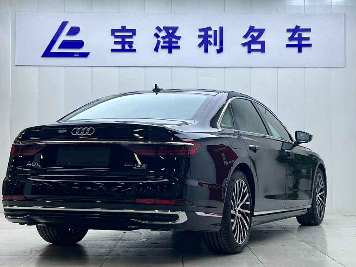 奧迪 奧迪A8  2025款 A8L 50 TFSI quattro 臻選型圖片