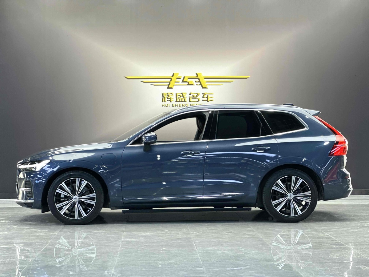 沃爾沃 XC60新能源  2024款 T8 插電混動 長續(xù)航四驅(qū)智雅豪華版圖片