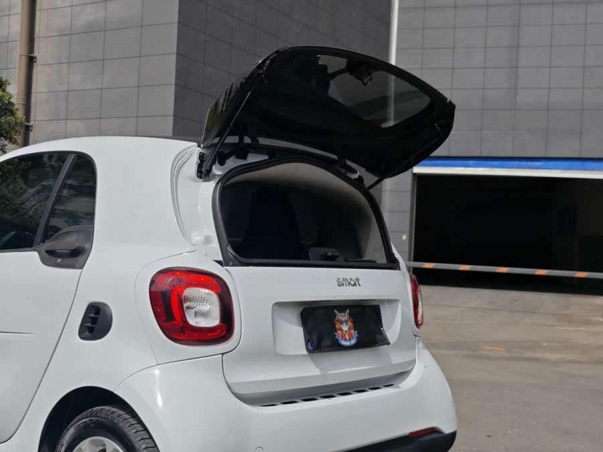 smart fortwo  2015款 1.0L 52千瓦硬頂靈動版圖片
