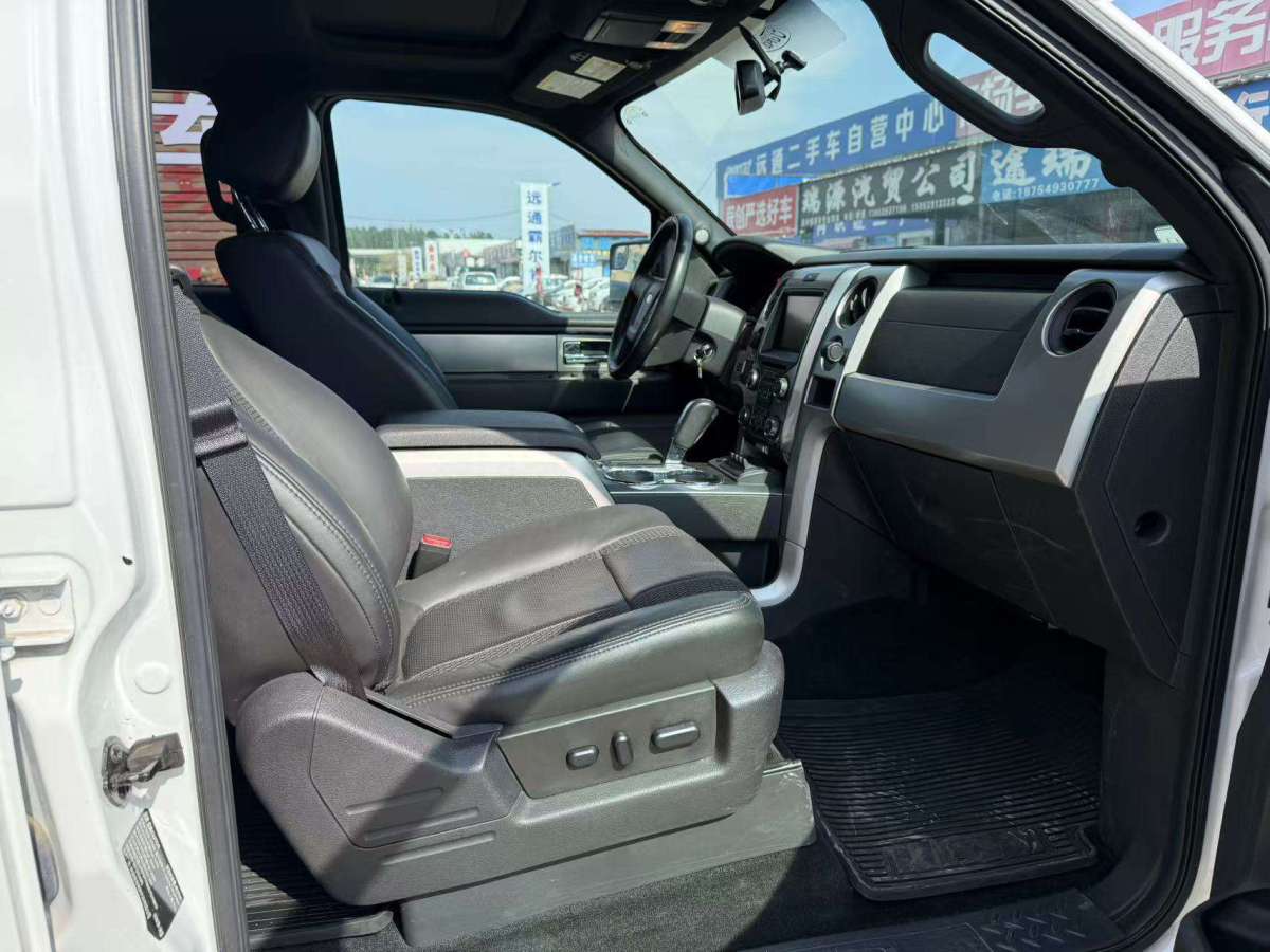 2014年3月福特 F-150  2014款 6.2L 墨西哥豪華版