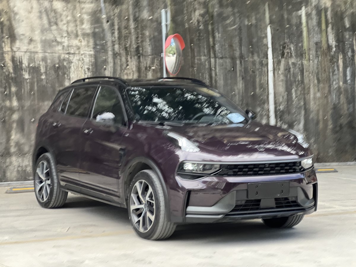 領(lǐng)克 領(lǐng)克01新能源  2022款 1.5TD PHEV Plus圖片