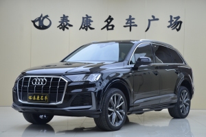 奥迪Q7 奥迪 55 TFSI quattro S line运动型