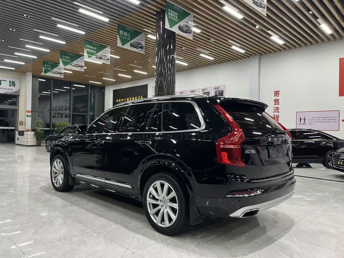 沃爾沃 XC90  2019款 T5 智逸版 7座圖片