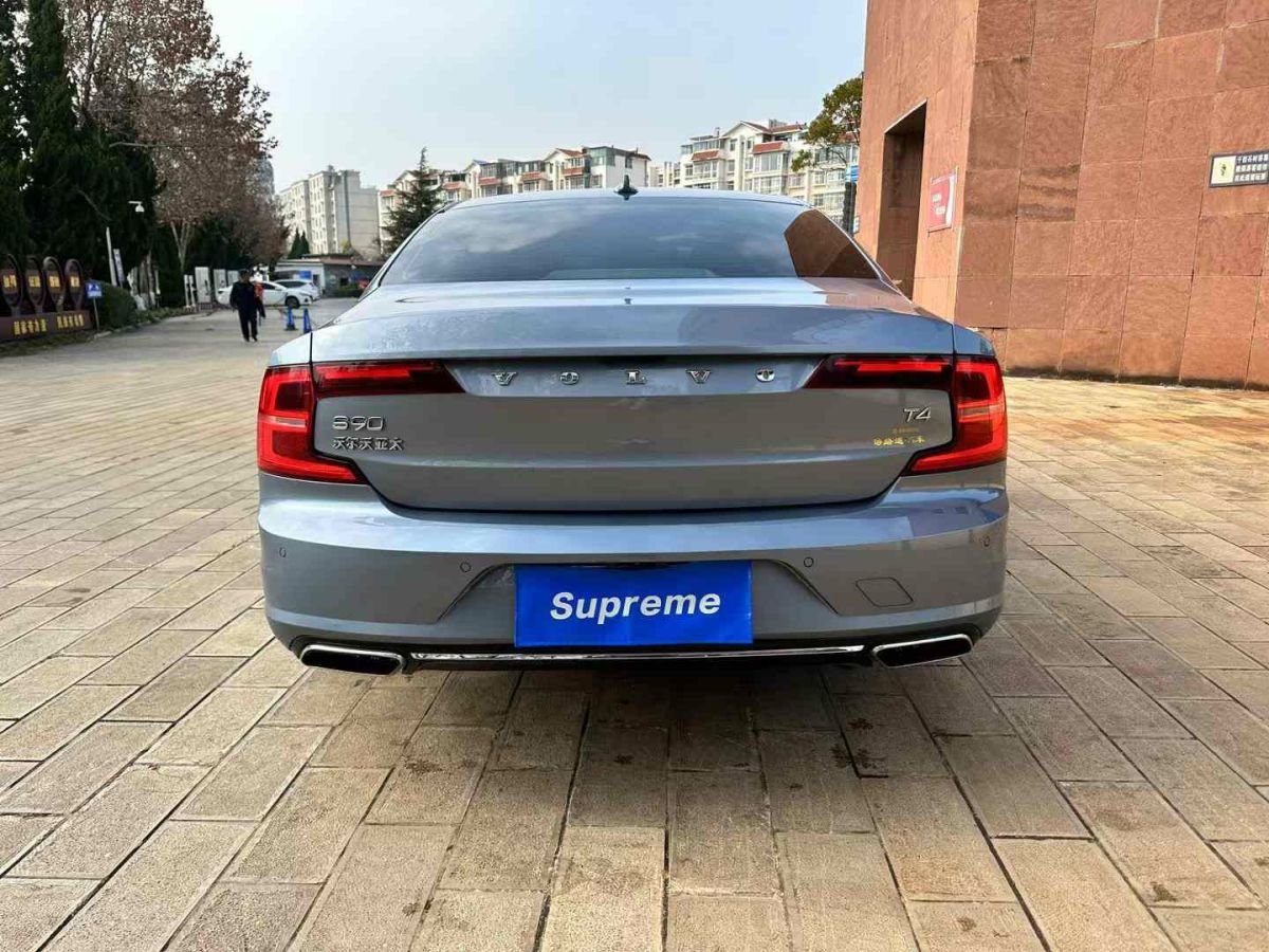 沃爾沃 S90  2018款 T4 智遠(yuǎn)版圖片