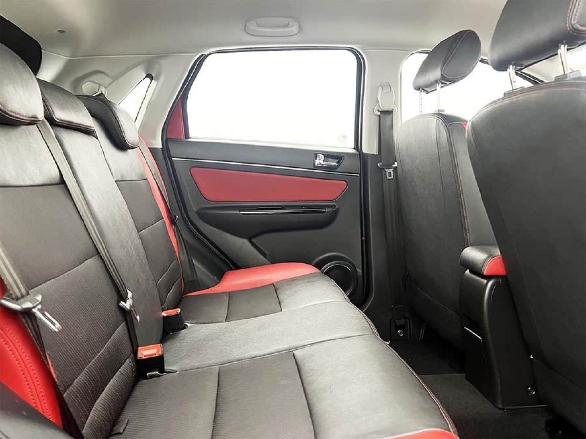 北汽紳寶 X25  2015款 1.5L 手動舒適型圖片