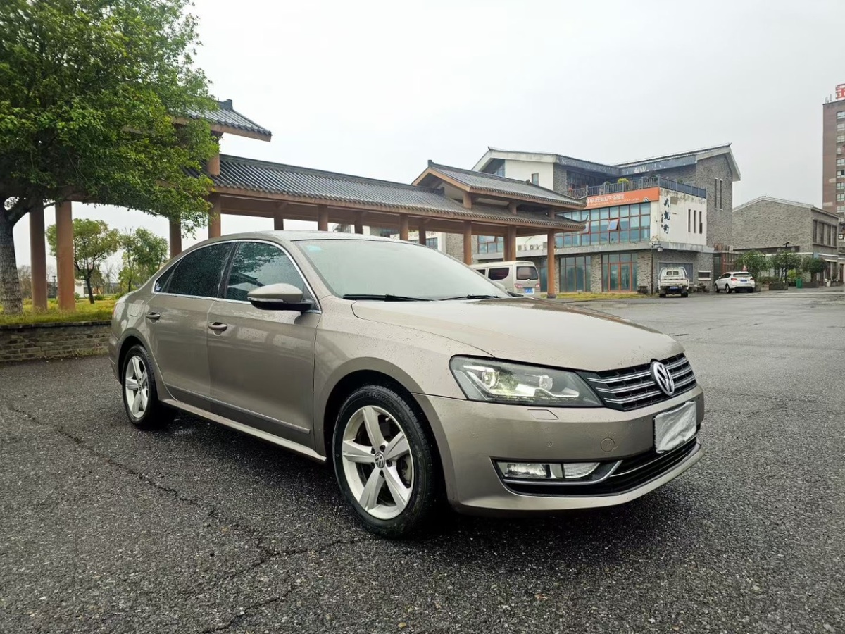 大眾 帕薩特  2011款 1.8TSI DSG御尊版圖片