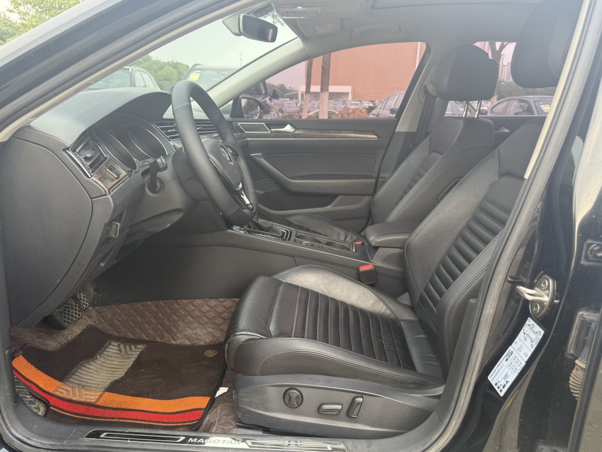 大眾 邁騰  2018款 改款 330TSI DSG 豪華型圖片