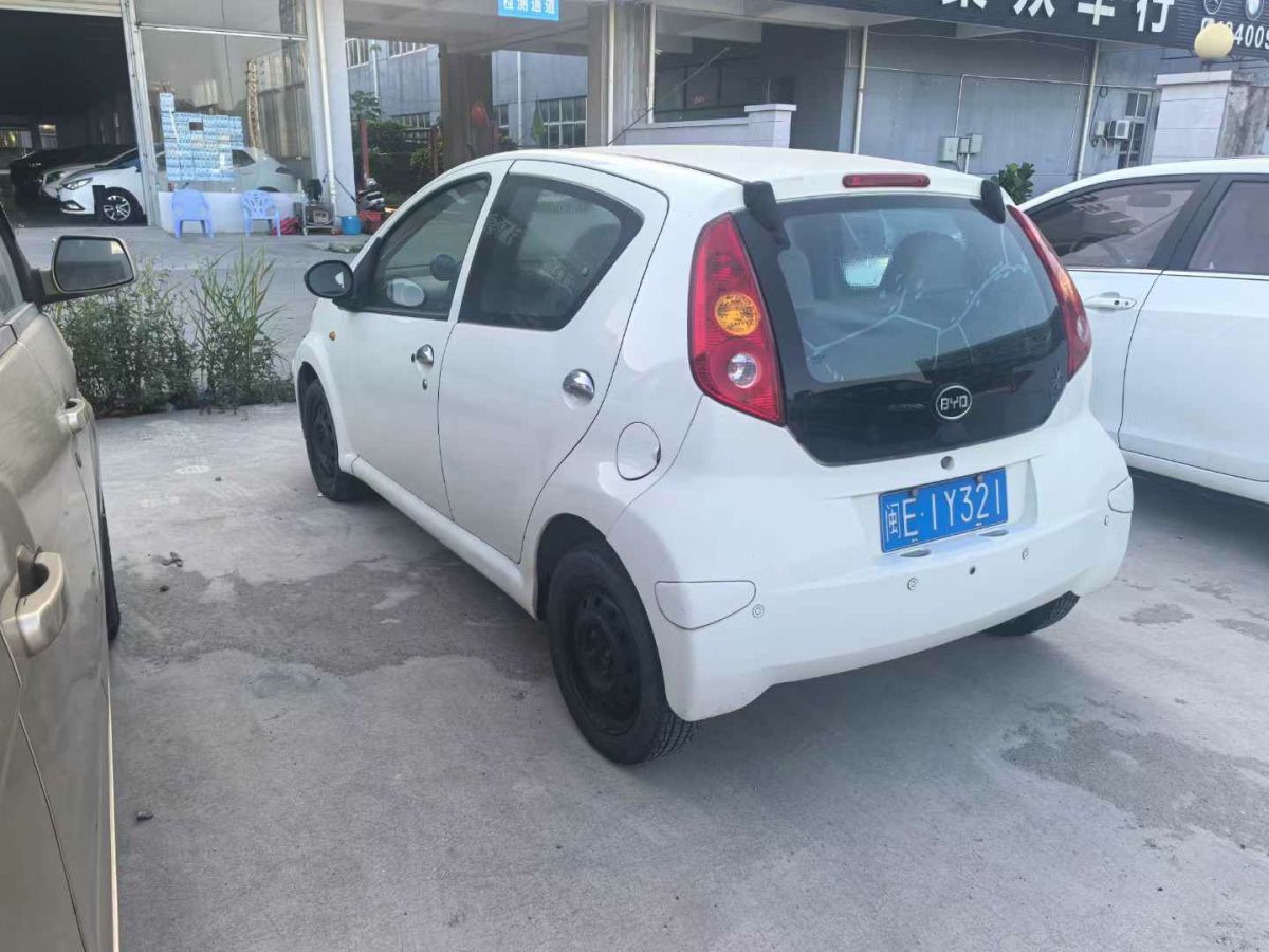 比亞迪 F0  2013款 1.0L AMT 悅酷型圖片