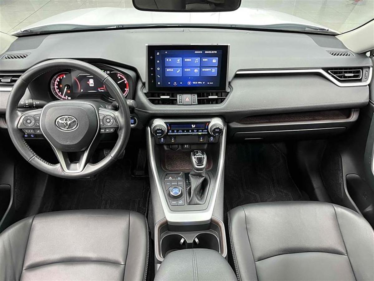 豐田 RAV4榮放  2021款 2.0L CVT四驅(qū)尊貴版圖片