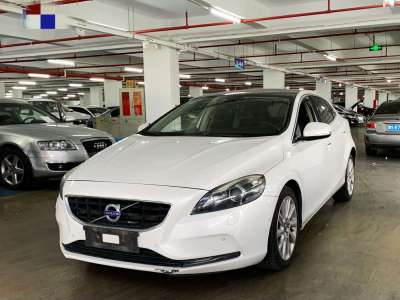 2013年9月 沃尔沃 V40(进口) 2.0T 智逸版图片