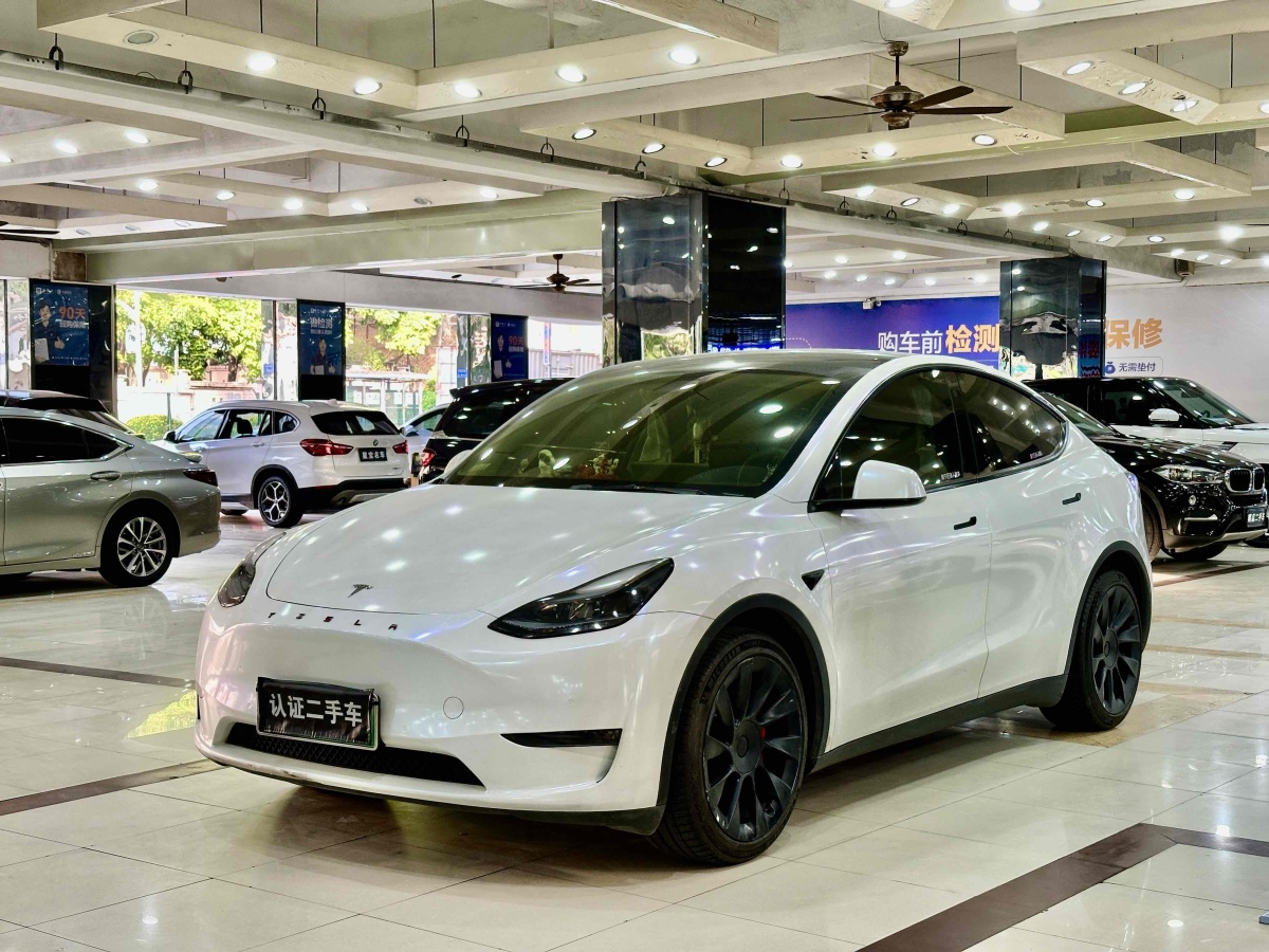 2021年12月特斯拉 Model Y  2021款 改款 標準續(xù)航后驅(qū)升級版