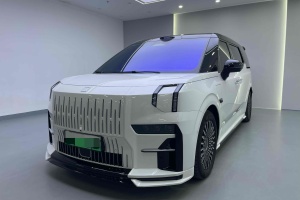 極氪009 極氪 七座過道版四驅 108kWh