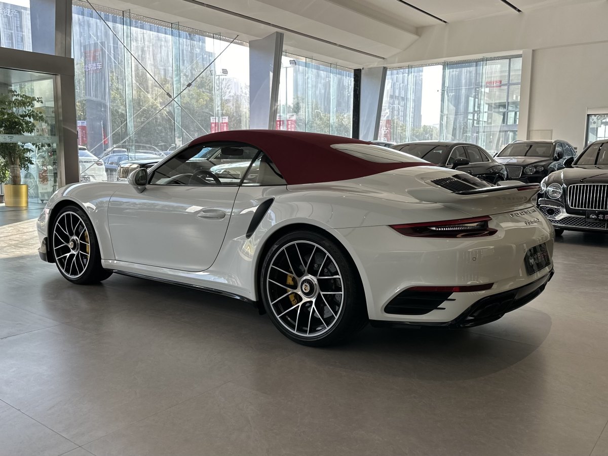 2020年1月保時(shí)捷 911  2016款 Turbo S Cabriolet 3.8T