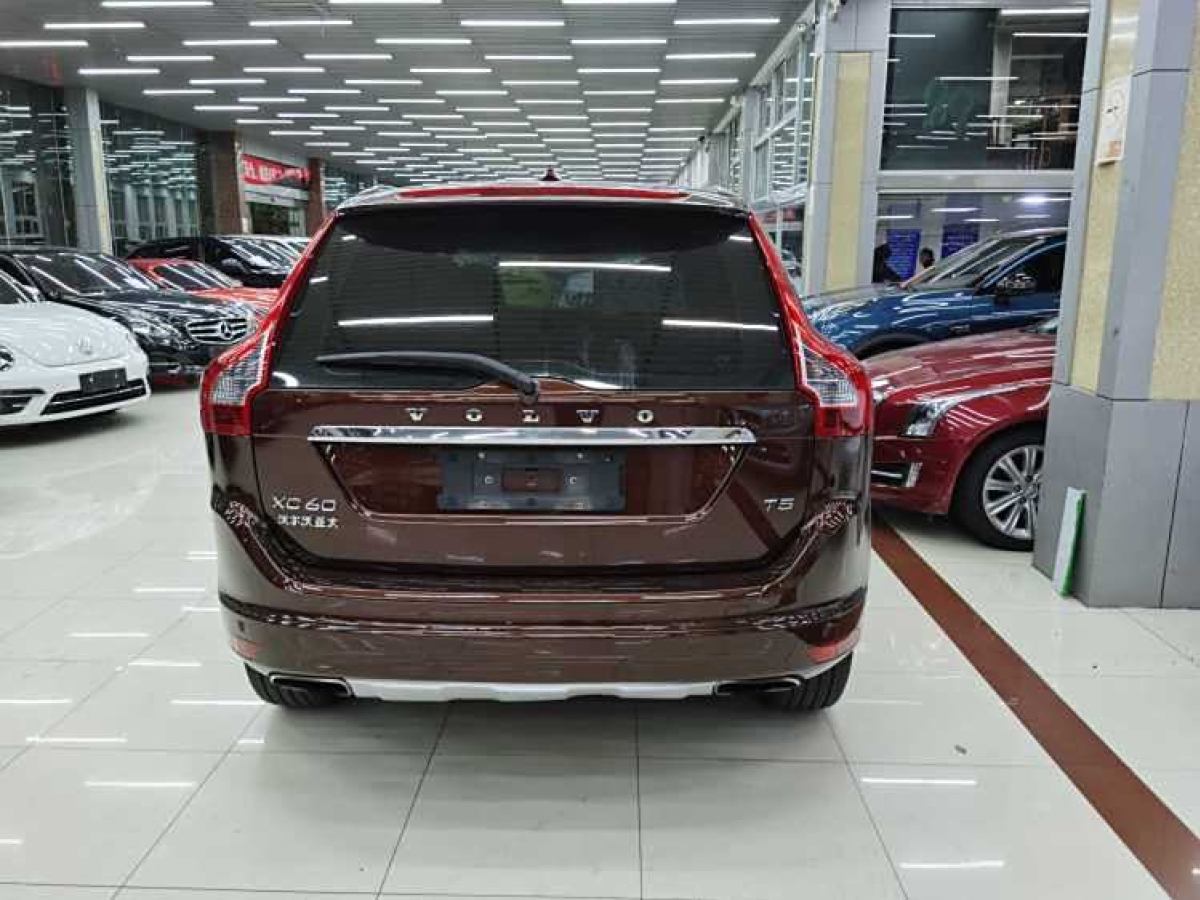 沃爾沃 XC60  2016款 T5 AWD 智遠版圖片