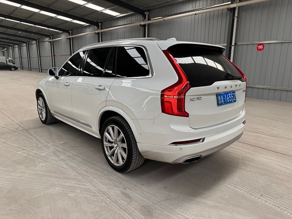 沃爾沃 XC90新能源  2019款  E驅混動 T8 智尊版 7座 國VI圖片