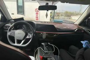 跨越王X5 長安跨越 1.6L汽油標(biāo)準(zhǔn)版單排雙后輪倉柵3400mm貨箱DAM16KR