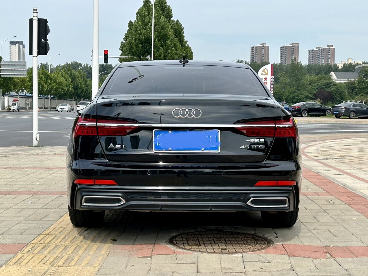 奧迪 奧迪A6L  2022款 45 TFSI 臻選動感型圖片