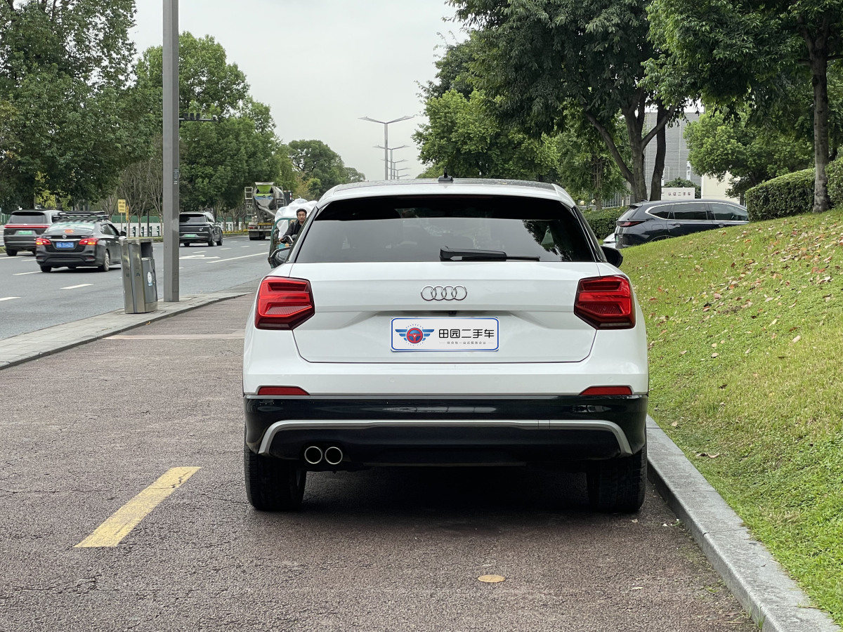 奧迪 奧迪Q2L  2023款 35TFSI 進(jìn)取動感型圖片