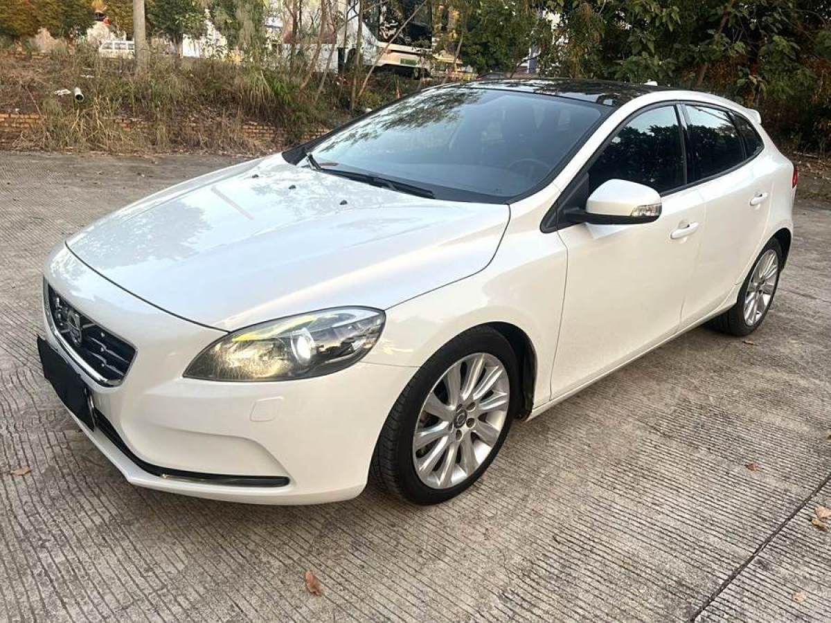 沃爾沃 V40  2015款 1.6T 智雅版圖片