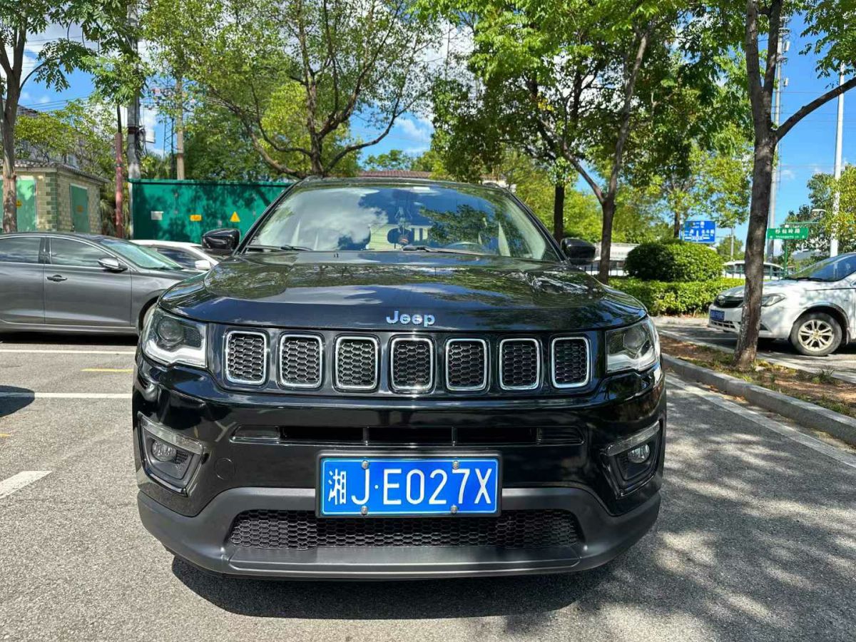 Jeep 指南者  2018款 200T 家享四驅(qū)版圖片