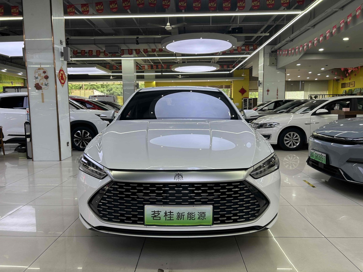 比亞迪 秦PLUS  2023款 冠軍版 DM-i 120KM超越型圖片