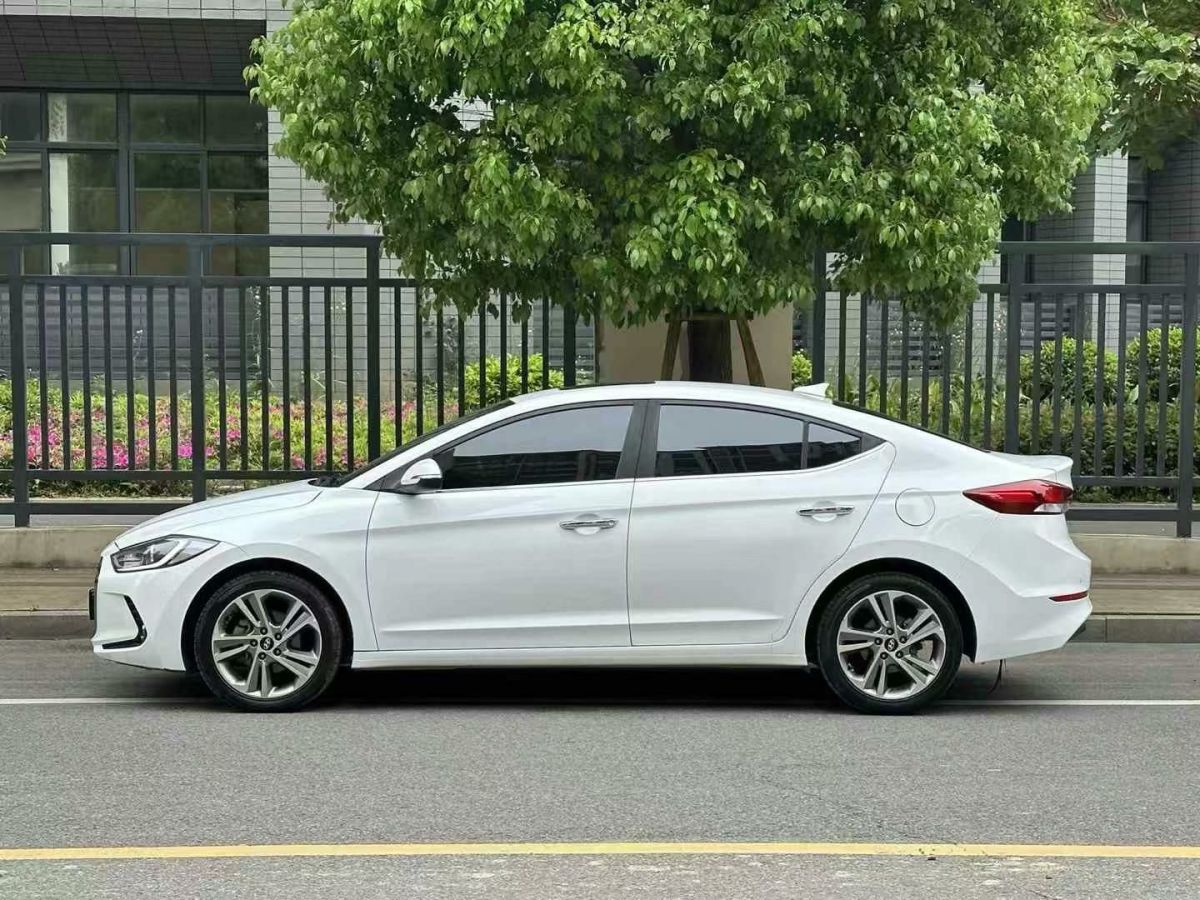 現(xiàn)代 領(lǐng)動  2019款 1.4T 雙離合炫動?旗艦型圖片