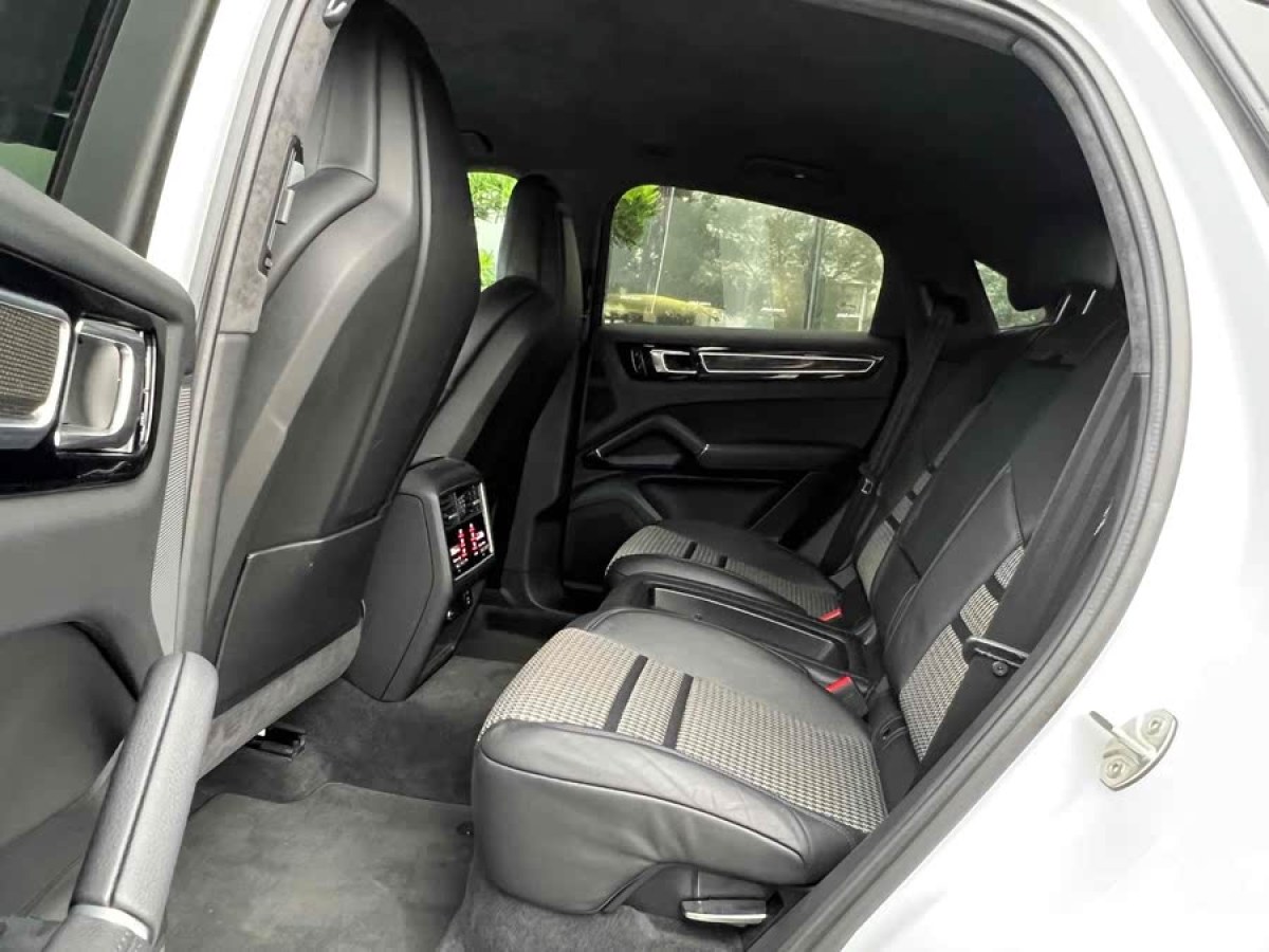 保時(shí)捷 Cayenne  2019款 Cayenne Coupé 3.0T圖片