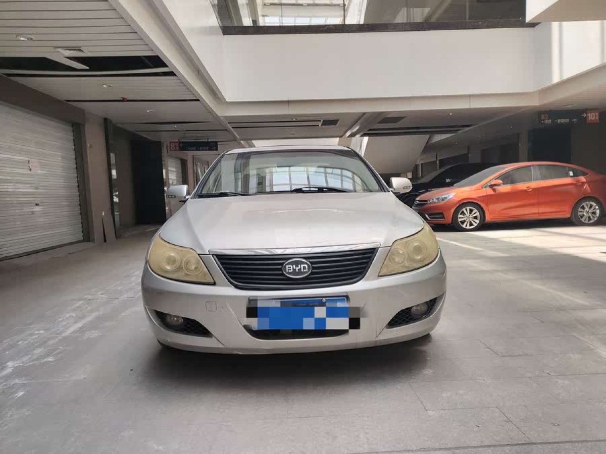 比亞迪 F6  2010款 黃金版 2.0L CVT尊享型圖片