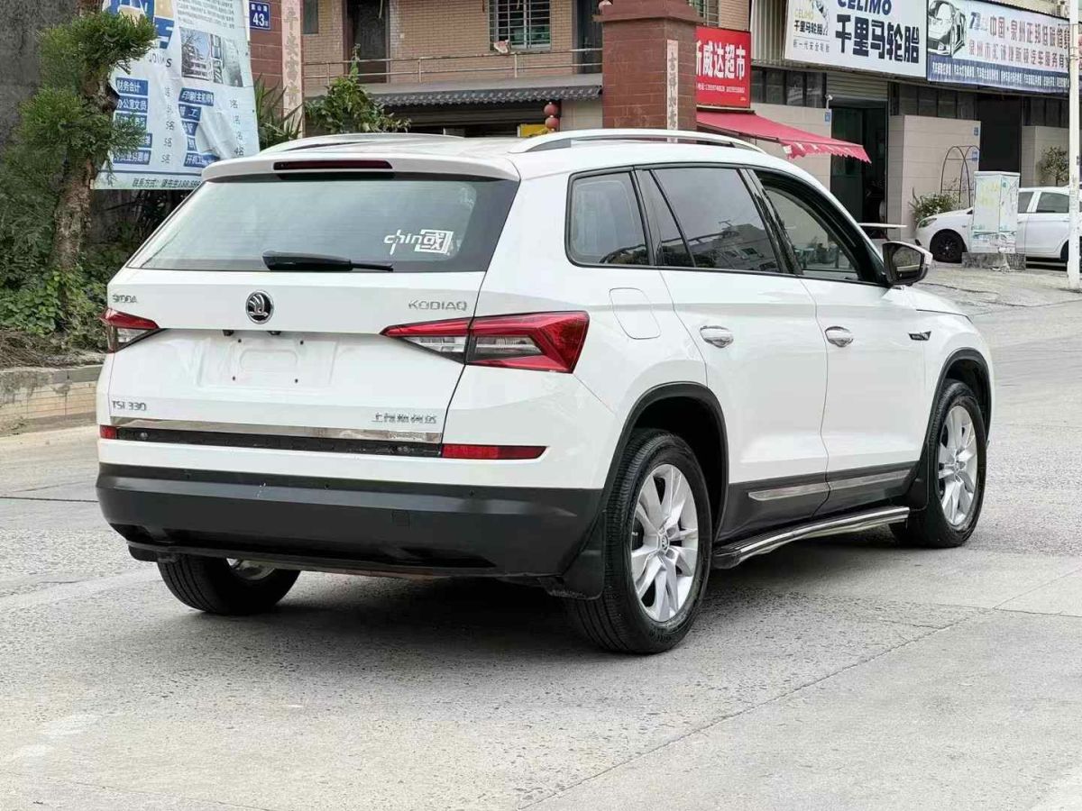 納智捷 優(yōu)6 SUV  2018款 1.8T 經(jīng)典天窗版圖片