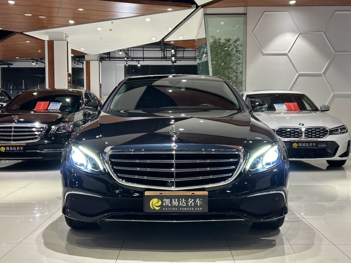 奔馳 奔馳E級(jí)  2019款 E 300 L 時(shí)尚型圖片