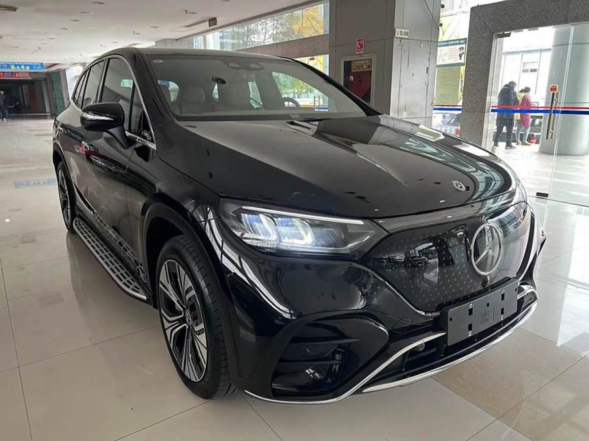 奔馳 奔馳EQE SUV  2023款 350 4MATIC 豪華版圖片