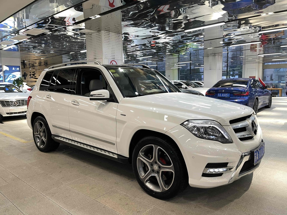 2015年11月奔馳 奔馳GLK級(jí)  2015款 GLK 300 4MATIC 豪華型 極致版