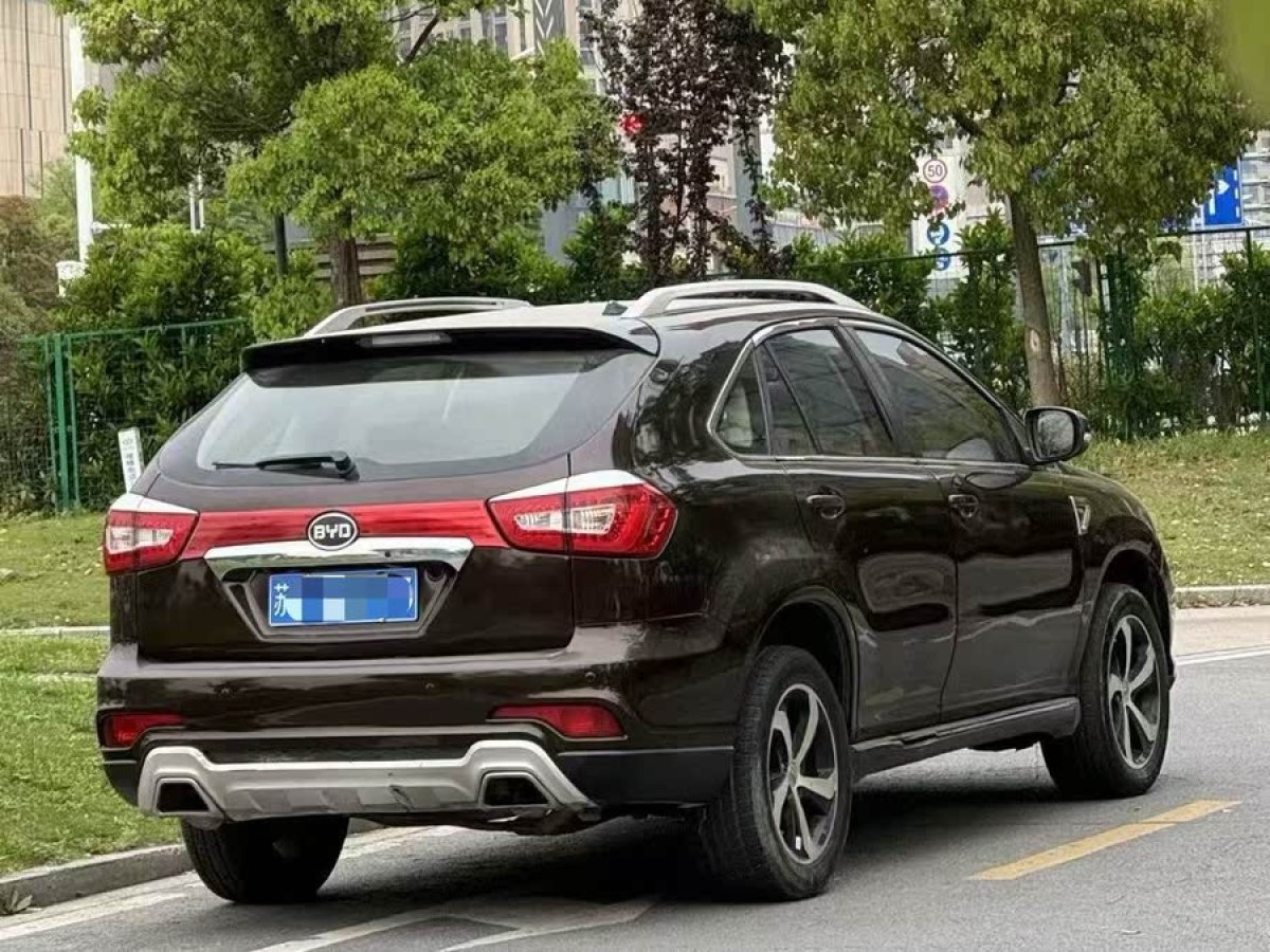 比亞迪 S7  2015款 2.0T 升級版 自動尊貴型圖片