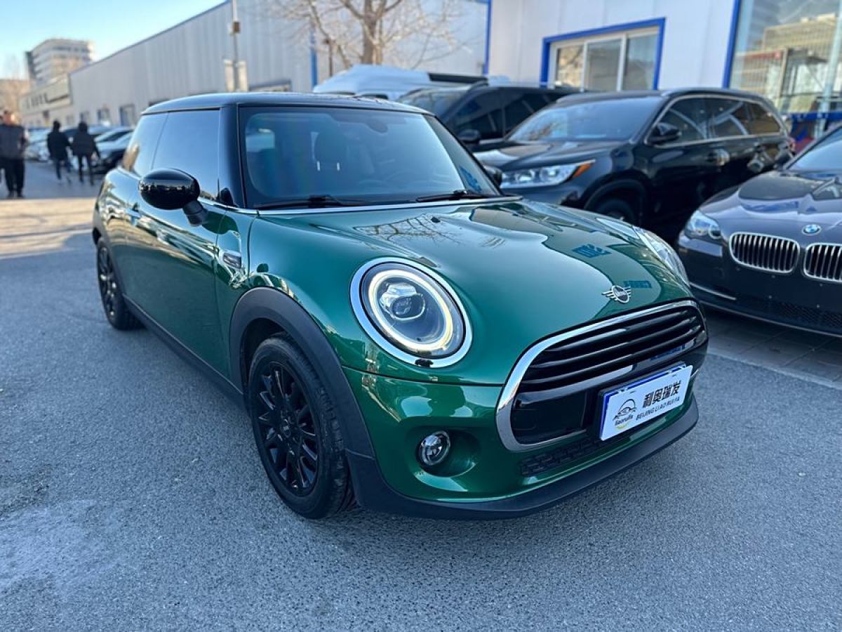 MINI MINI  2021款 1.5T COOPER 經(jīng)典派圖片