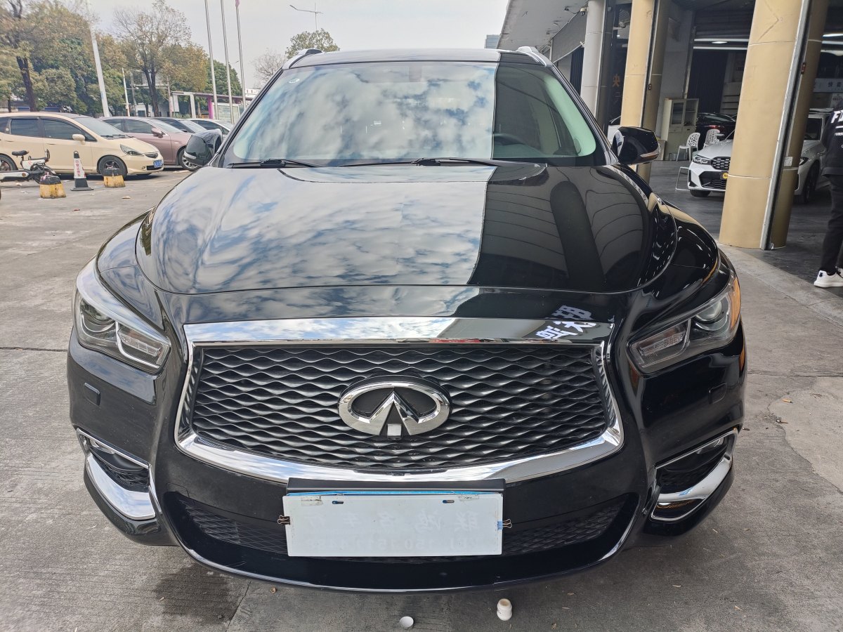 英菲尼迪 QX60  2020款 2.5 S/C Hybrid 兩驅(qū)卓越版 國(guó)VI圖片