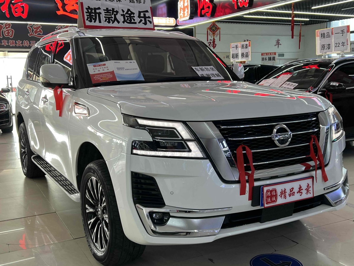 日產(chǎn) 途樂(lè)  2018款 4.0L 鉑金型圖片