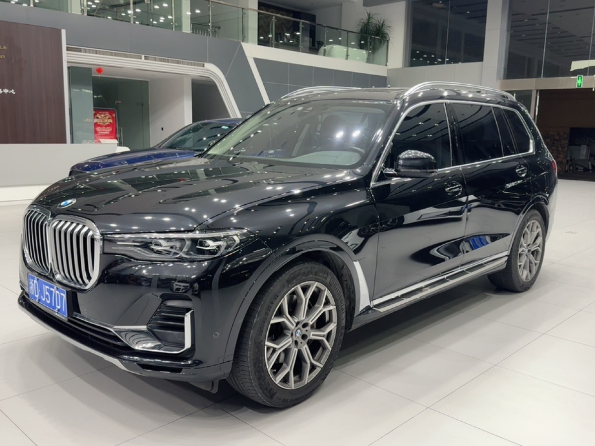 寶馬 寶馬X7  2021款 xDrive40i 領(lǐng)先型豪華套裝圖片