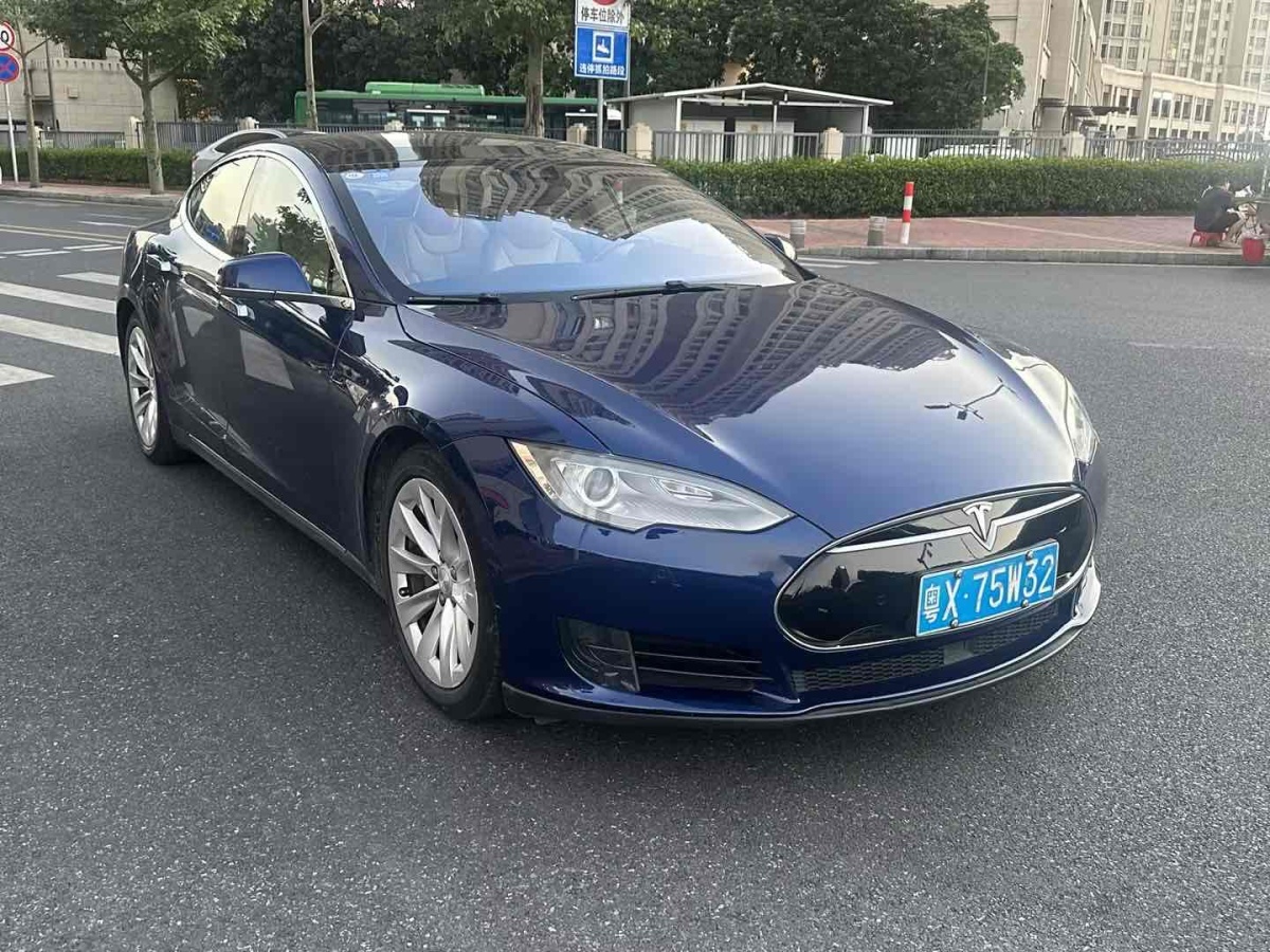 特斯拉 Model S  2015款 Model S 70D圖片