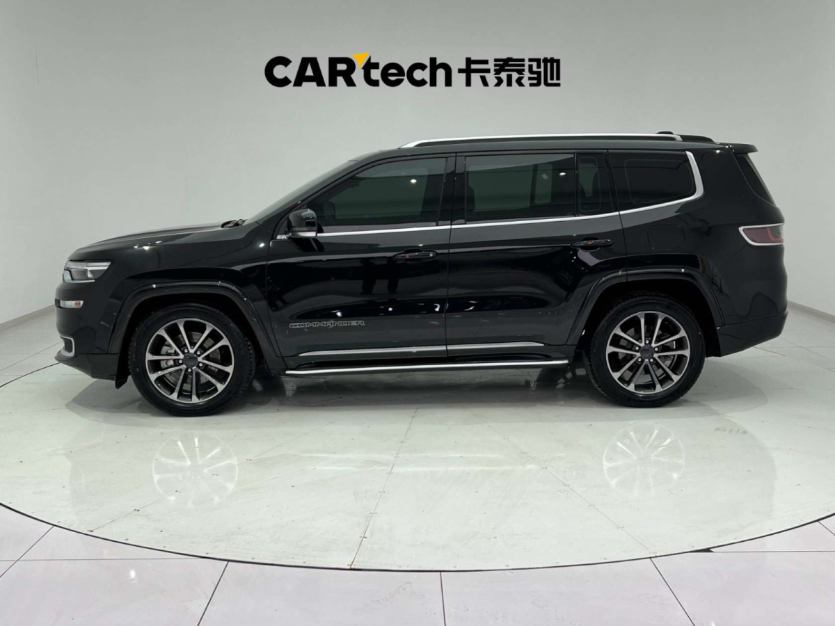 Jeep 大指揮官PHEV  2020款 2.0T 插電混動精英版圖片