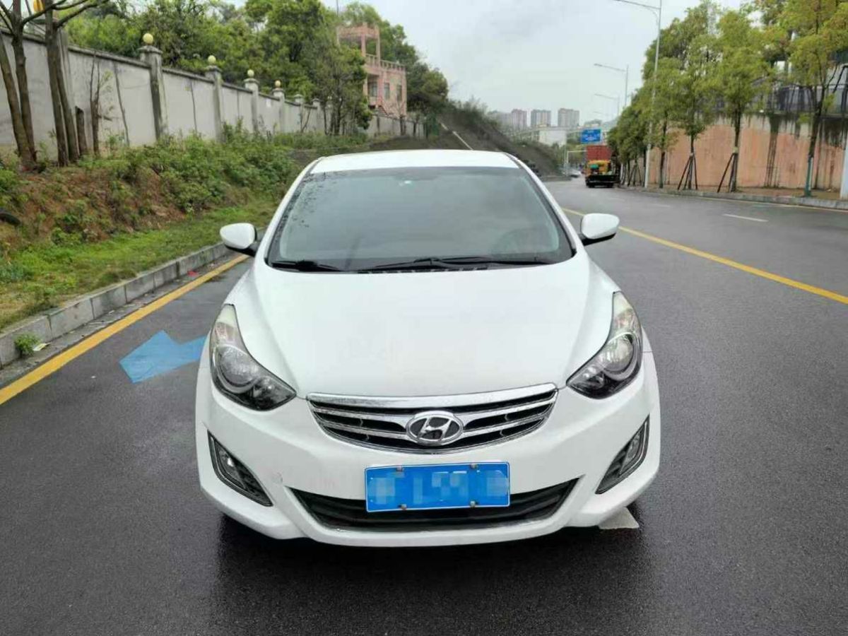 現(xiàn)代 朗動(dòng)  2015款 1.6L 自動(dòng)領(lǐng)先型圖片