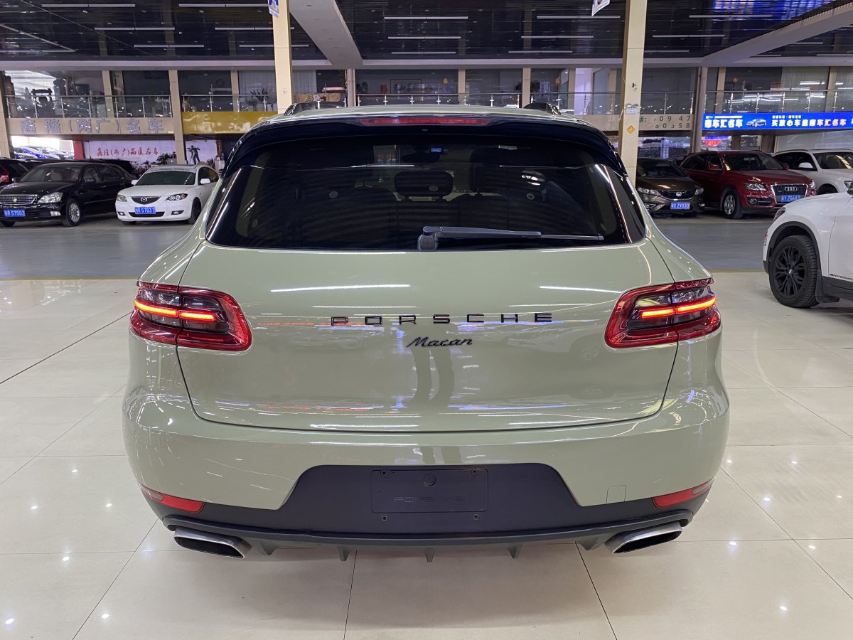 保時(shí)捷 Macan  2014款 Macan 2.0T圖片