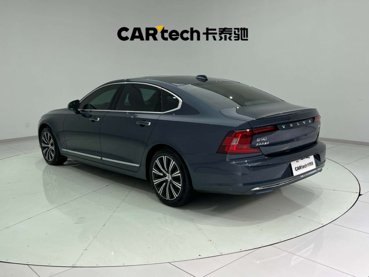 2022年7月沃爾沃 S90  2022款 B5 智逸豪華版