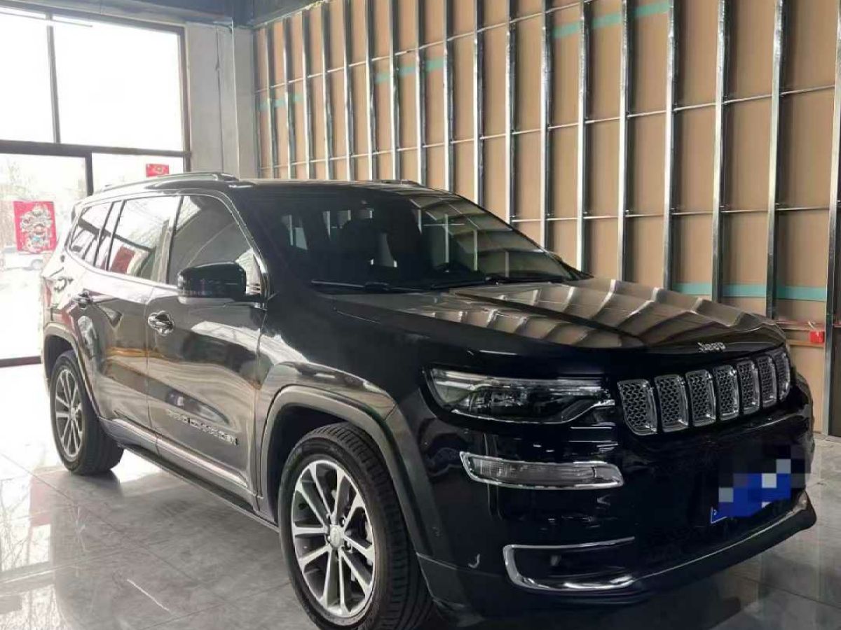 Jeep 大指揮官  2018款 2.0T 兩驅(qū)暢享版圖片