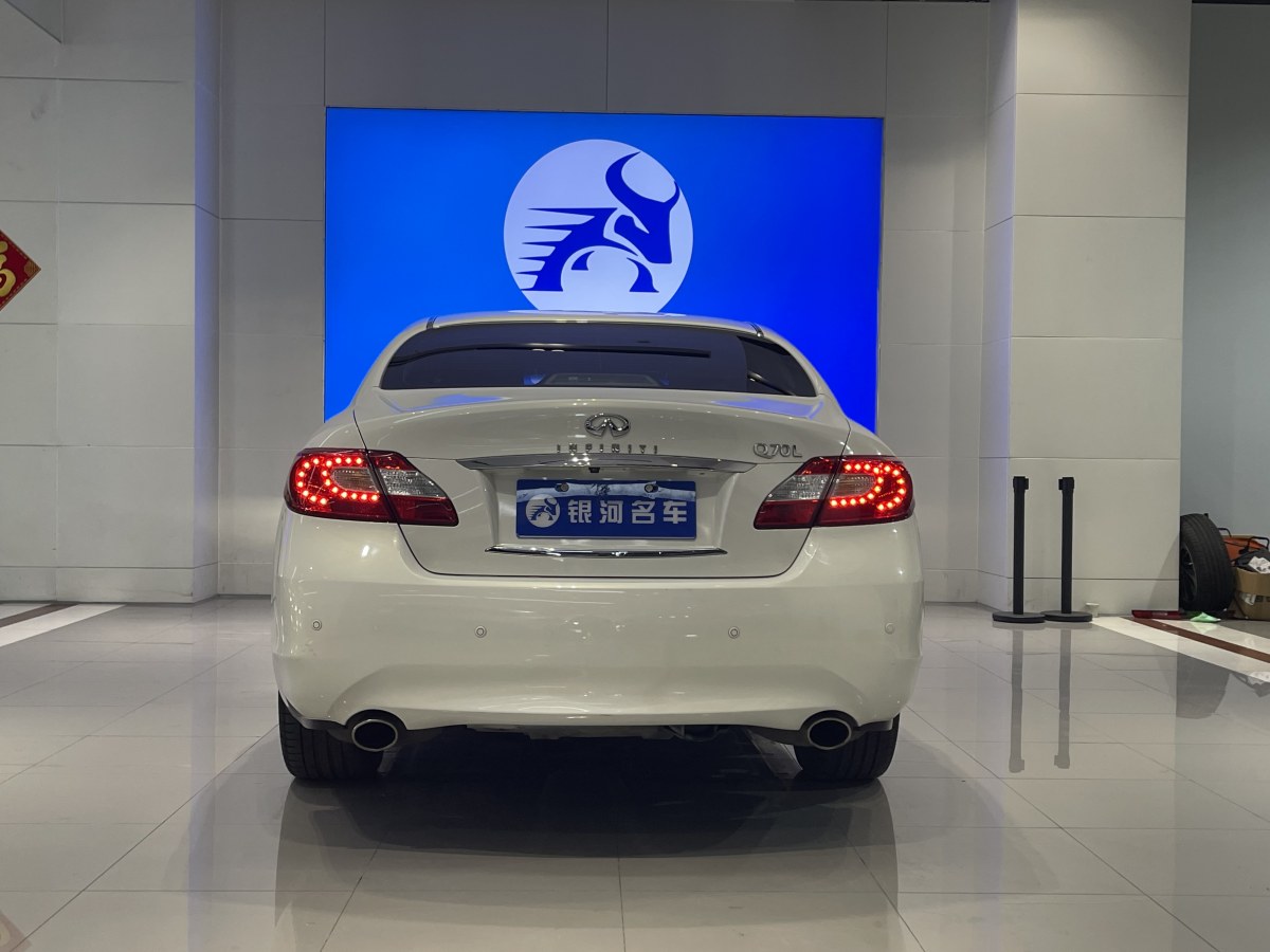 英菲尼迪 Q70  2013款 Q70L 2.5L 舒適版圖片