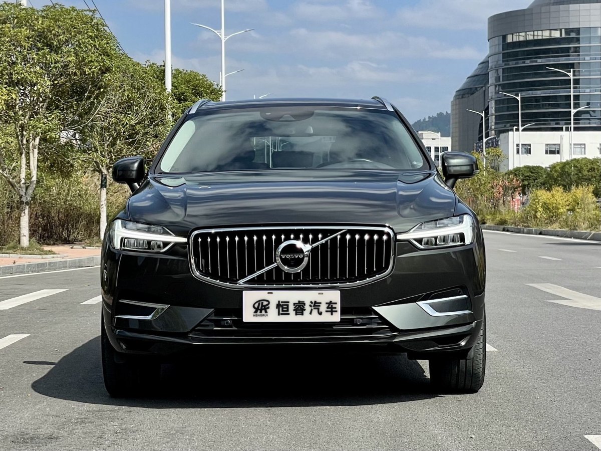 沃爾沃 XC60  2020款 T5 四驅(qū)智遠(yuǎn)豪華版圖片