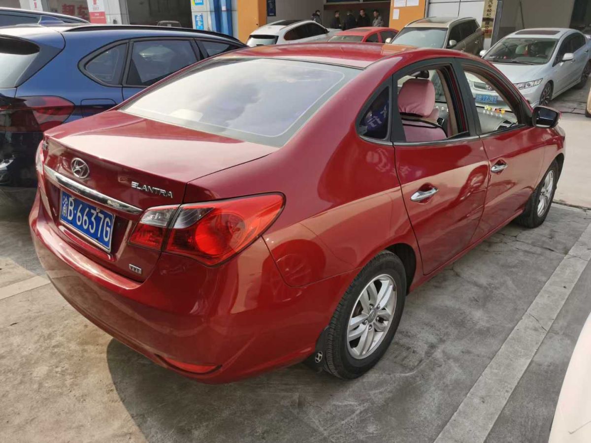 啟辰 R50  2013款 1.6L 北斗導(dǎo)航版圖片